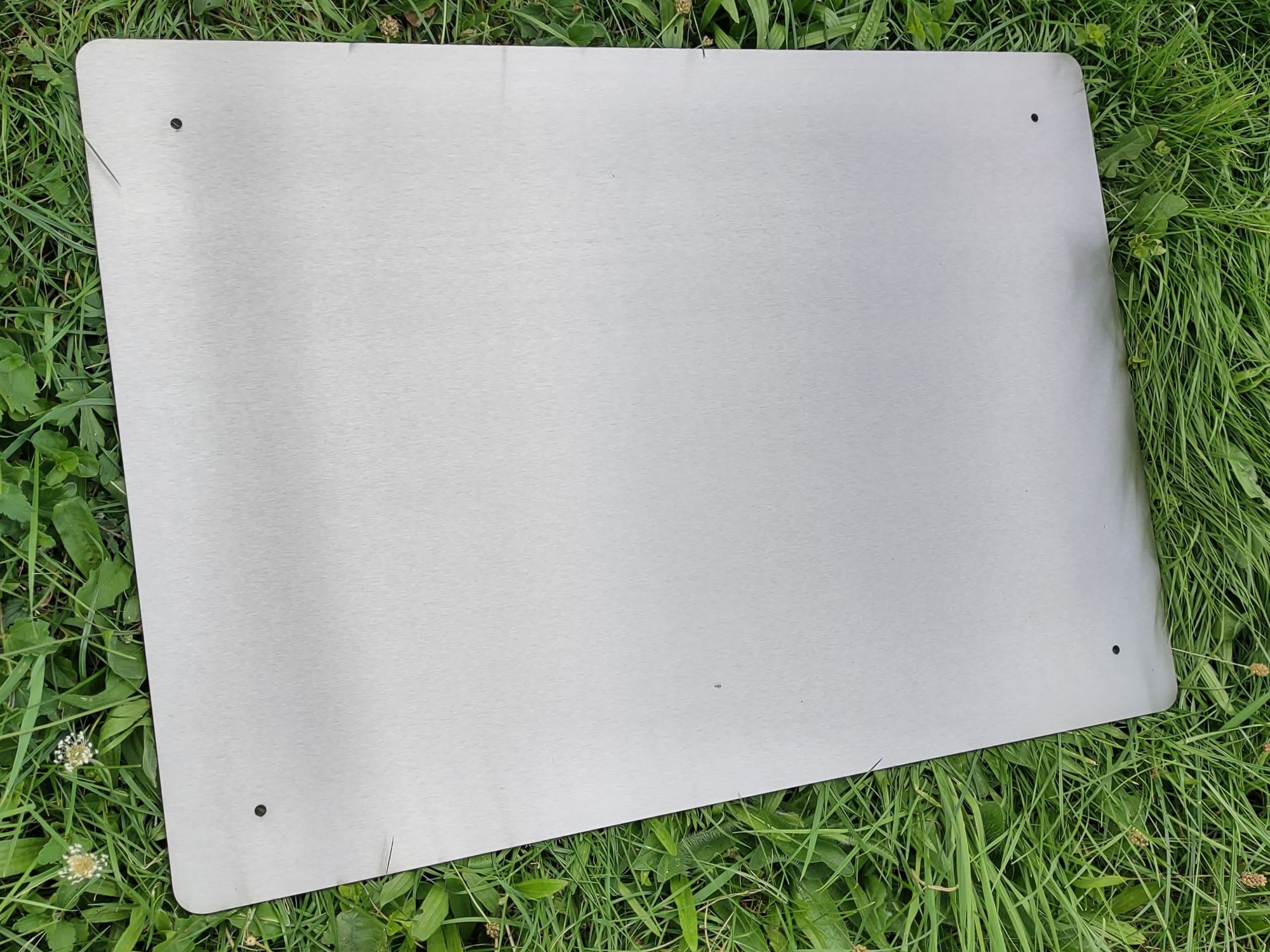 Edelstahlplatte mit Gravur 100 x 60 cm – großes Firmenschild oder personalisierte Gravurplatte